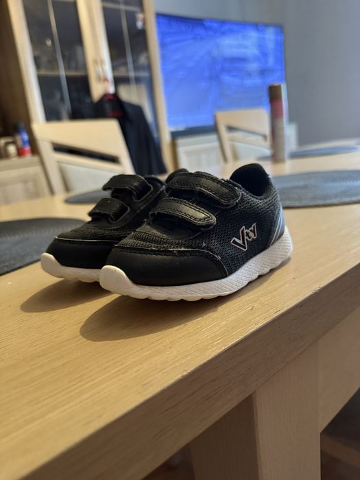 Adidasy chłopięce VTY