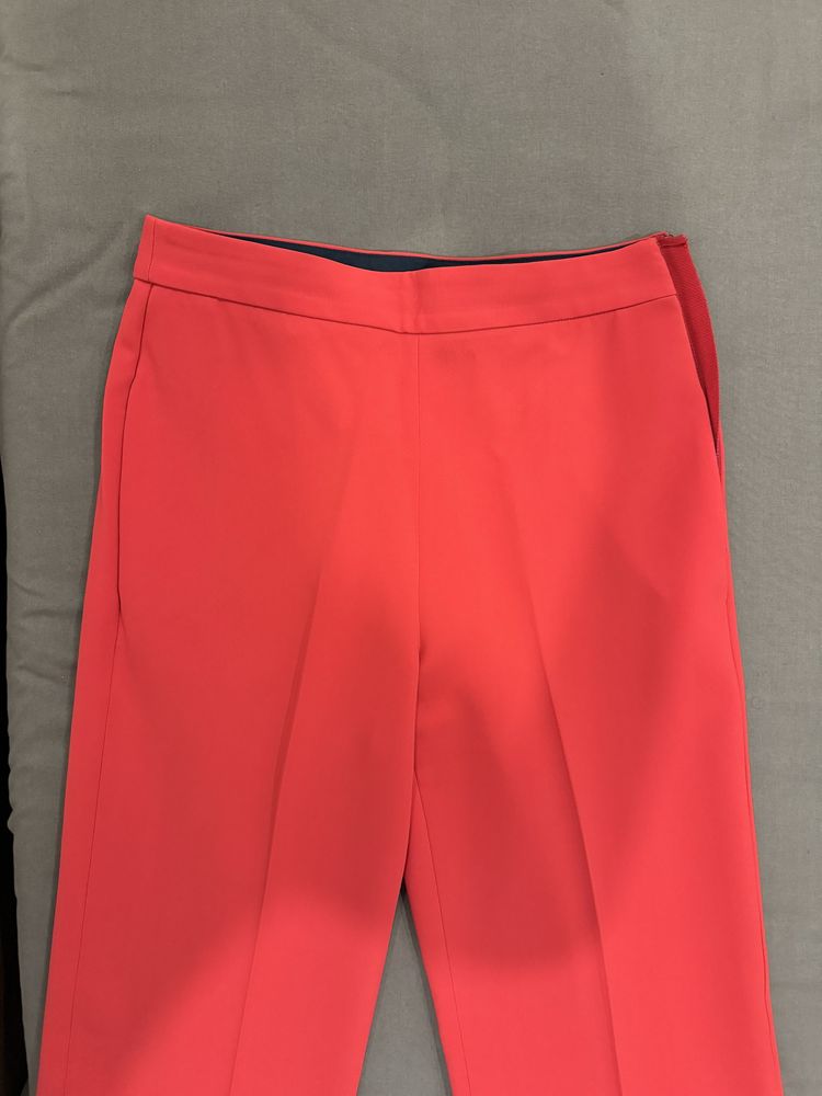 Calças sociais Moschino vermelhas