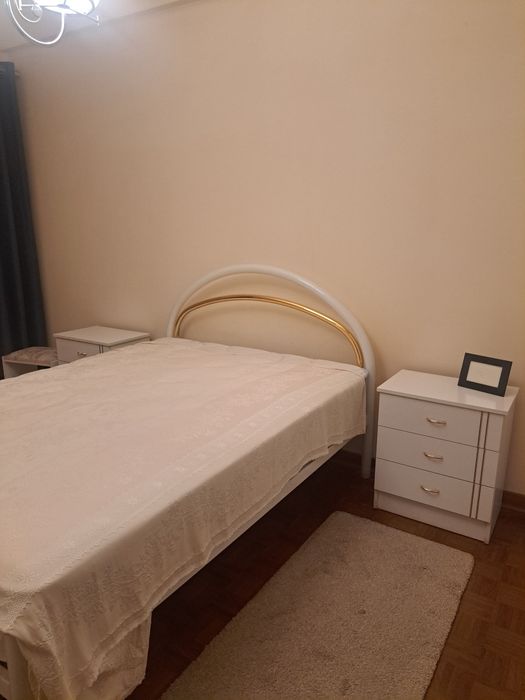 Cama + Móvel Arrumação