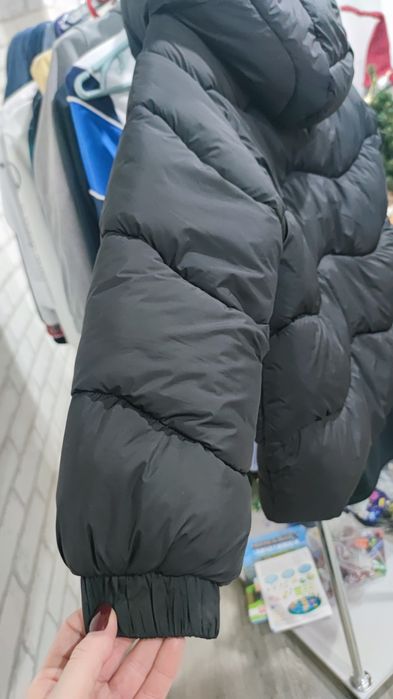 Зимова куртка на дівчинку,р.146