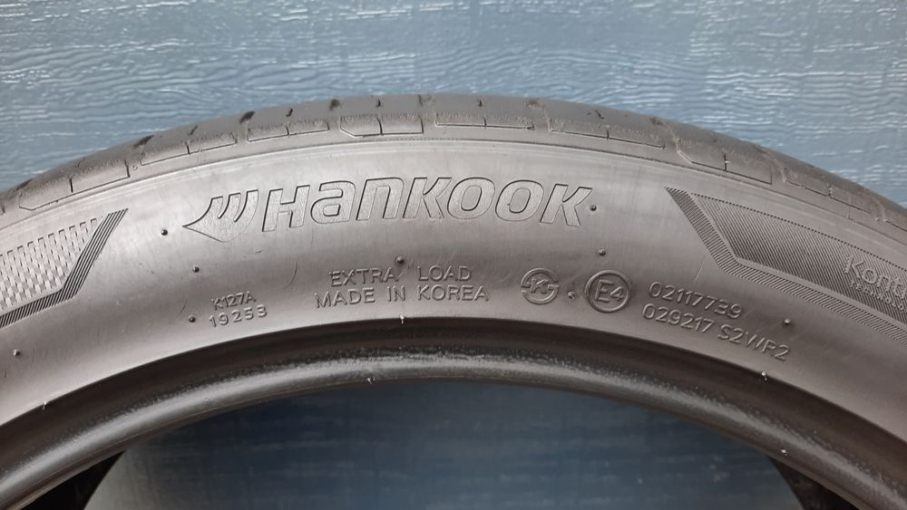 Hankook 235/45 ZR20 Ventus 2021