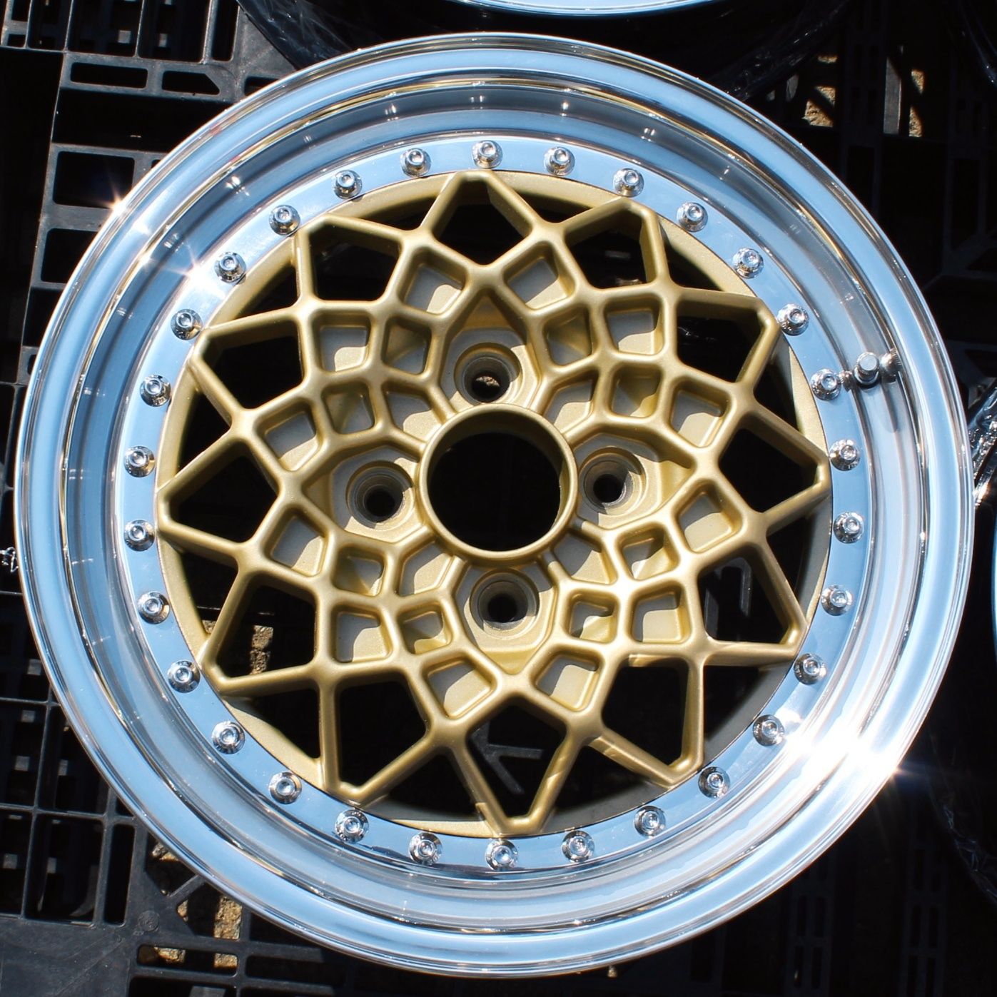 Sprzedam felgi FONDMETAL Custom 3tlg 4x100 15"