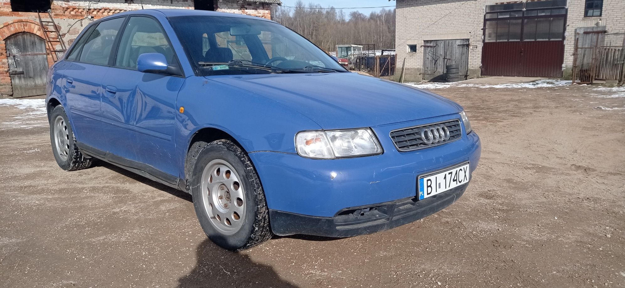 Audi a3 8l silnik 1.8 zderzak maska lampy drzwi fotele