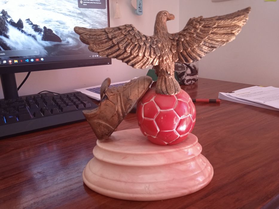 Estátua do Benfica