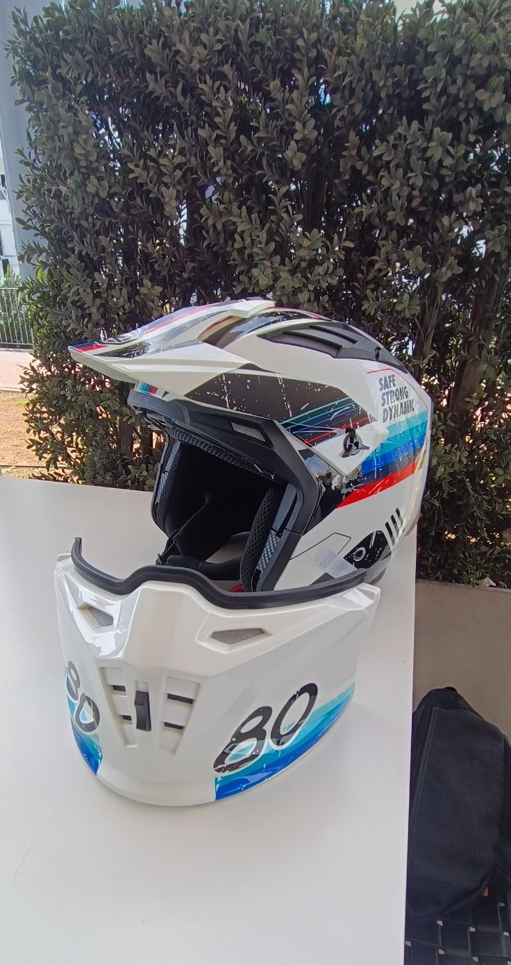 Capacete ORZ novo