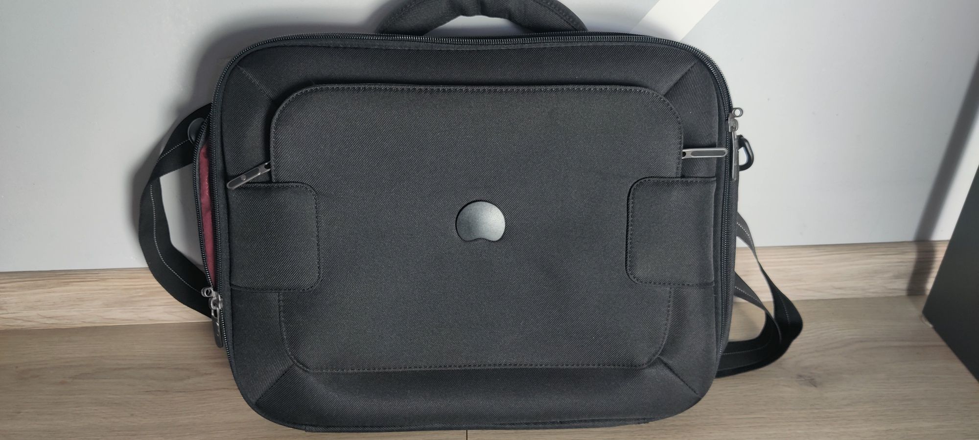 Sprzedam nową oryginalną torbę na laptopa Delsey colletion