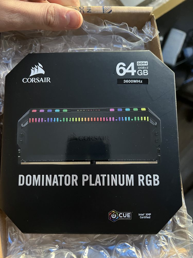 RAM DOMINATOR PLATINUM rgb 64gb (2 x 32GB) DDR4 DRAM 3600 MHz C18