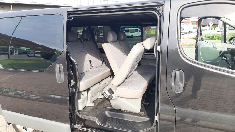 Рено трафик пасажыр