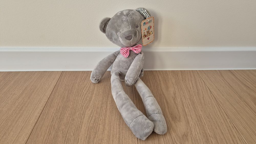 Uroczy miś z kokardką, maskotka,  przytulanka dla niemowlaka_NOWY