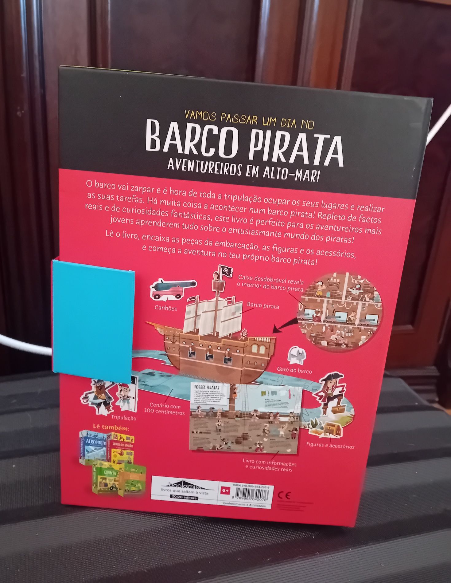 Jogo+Livro Novo "Barco pirata em 3D"
