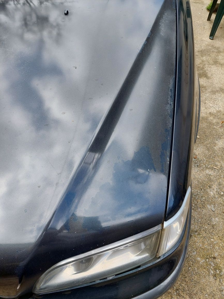 Volvo V40 1999 em bom estado