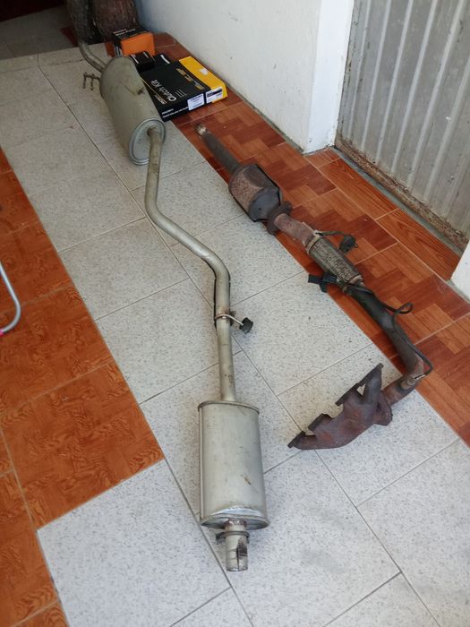 Várias peças novas e usadas