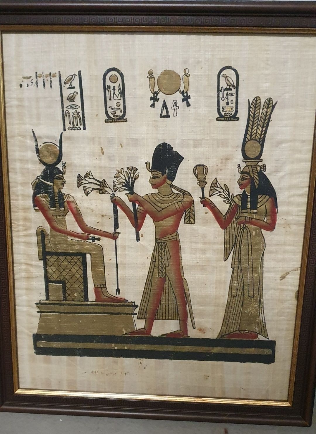 Egipskie papirusy w oprawie