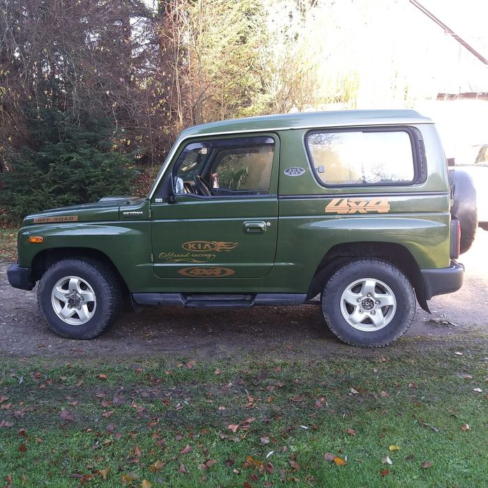 Sprzedam Kia Retona stan kolekcjonerski