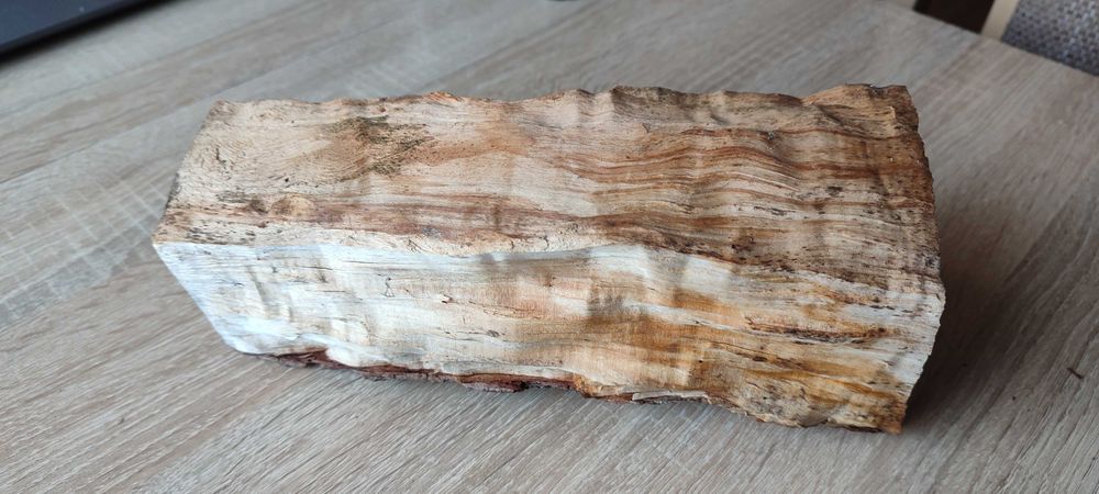 Drewno do wędzenia.