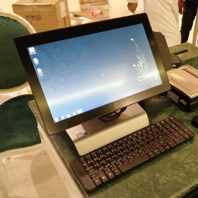 POS терминал тач 15,6"  All-in-One POS HP RP9 G1 на 2 экрана i3-6gen