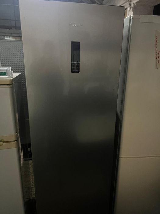 Arca Vertical Hisense Inox