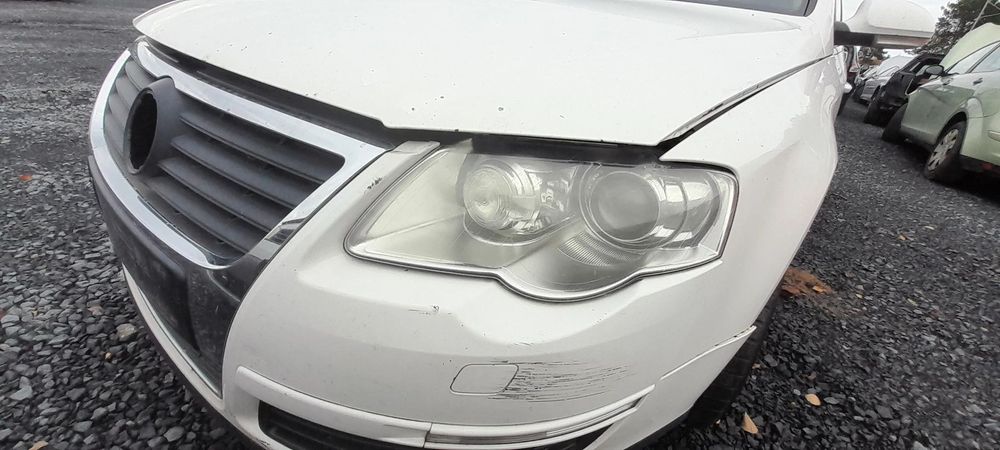 VW PASSAT B6 KOMBI LAMPA LEWY PRAWY PRZÓD PRZEDNIA LEWA PRAWA 85/7