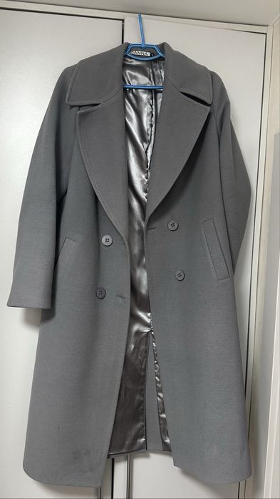 Кашемірове жіноче пальто