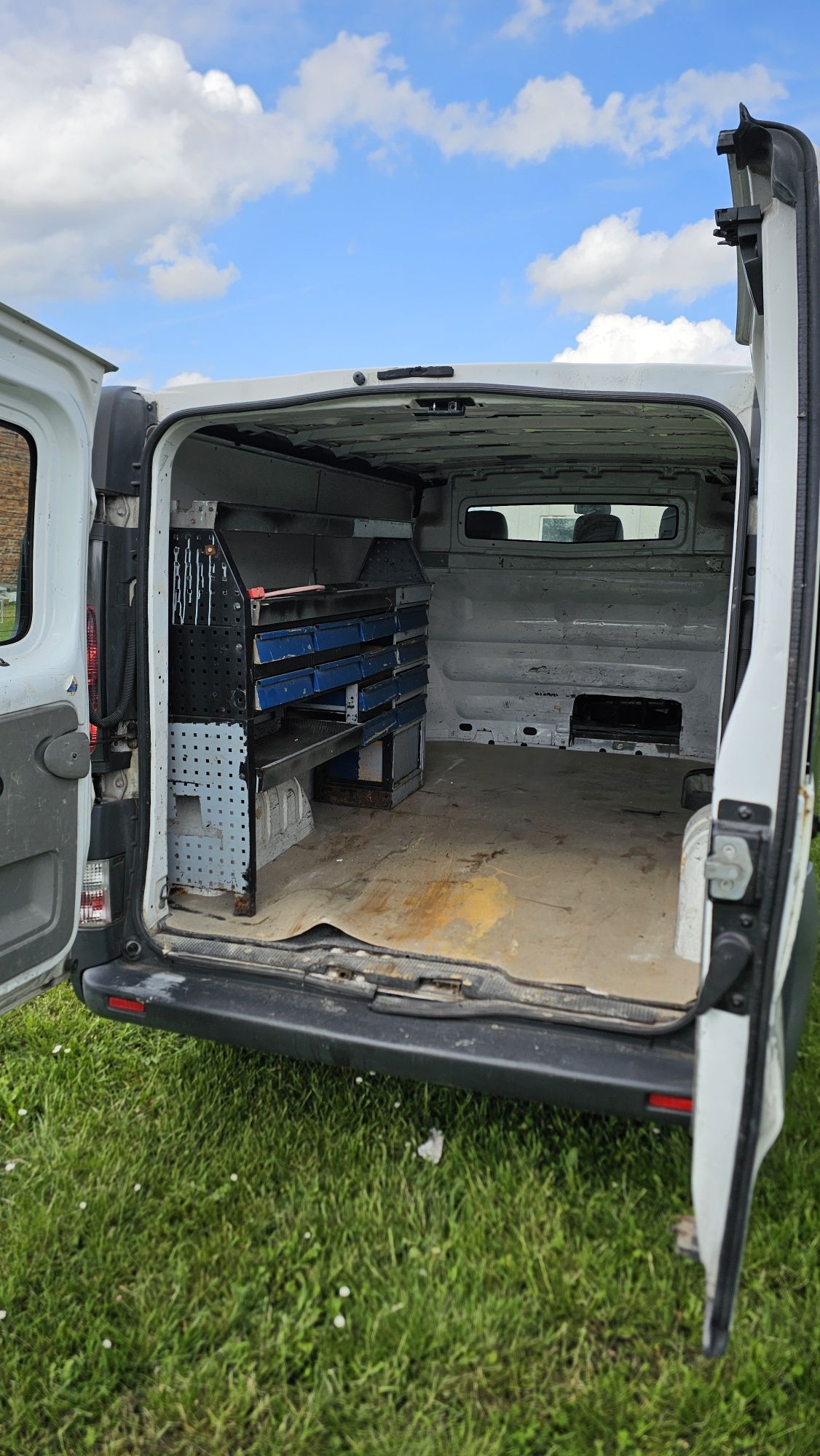 Renault Trafic 1.9 DCI Bus 100KM