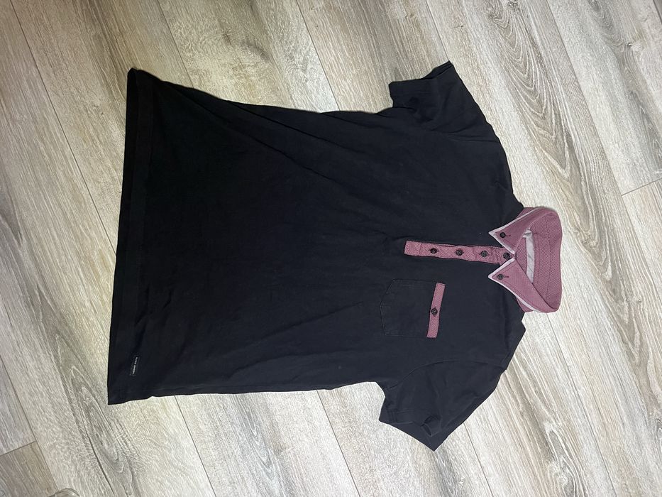 Футболка с воротніком