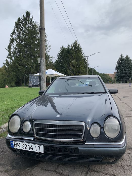 Продам Mercedes w210 E200