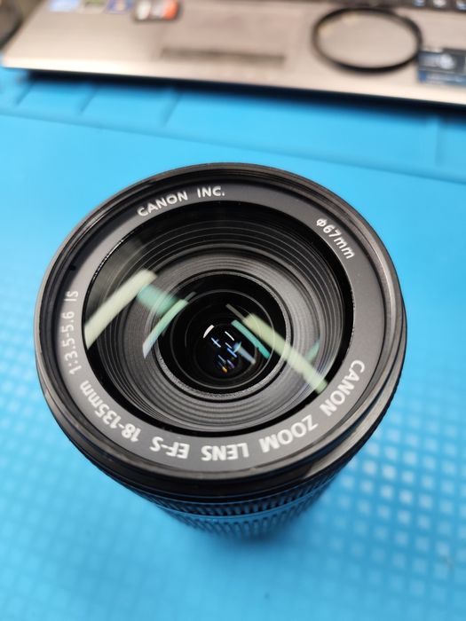 Canon efs 18-135mm  is