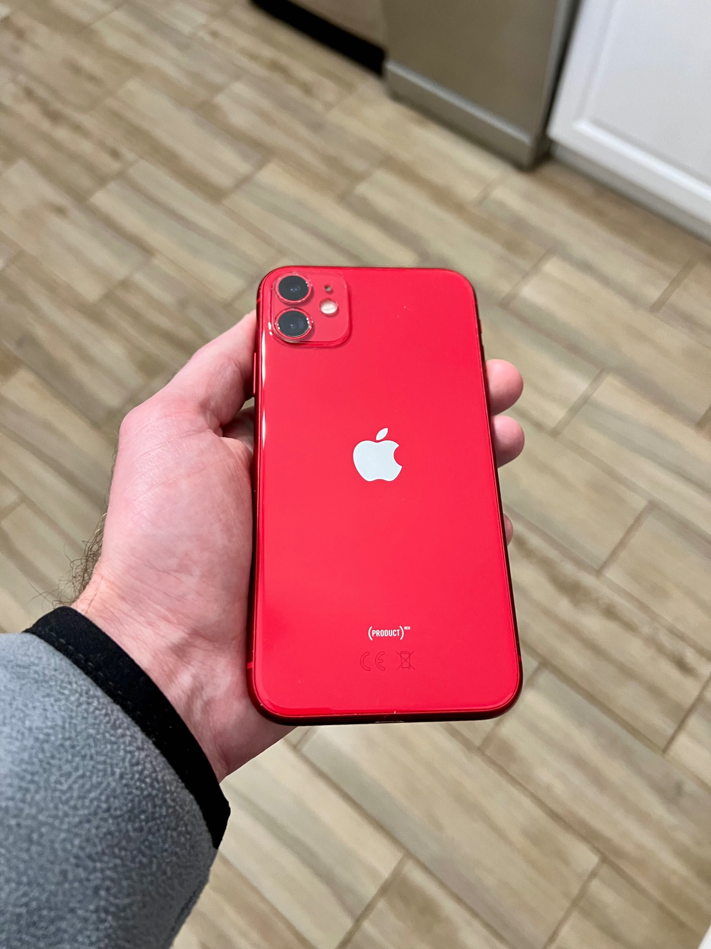 iPhone 11, 64GB, stan bardzo dobry - (Product) RED