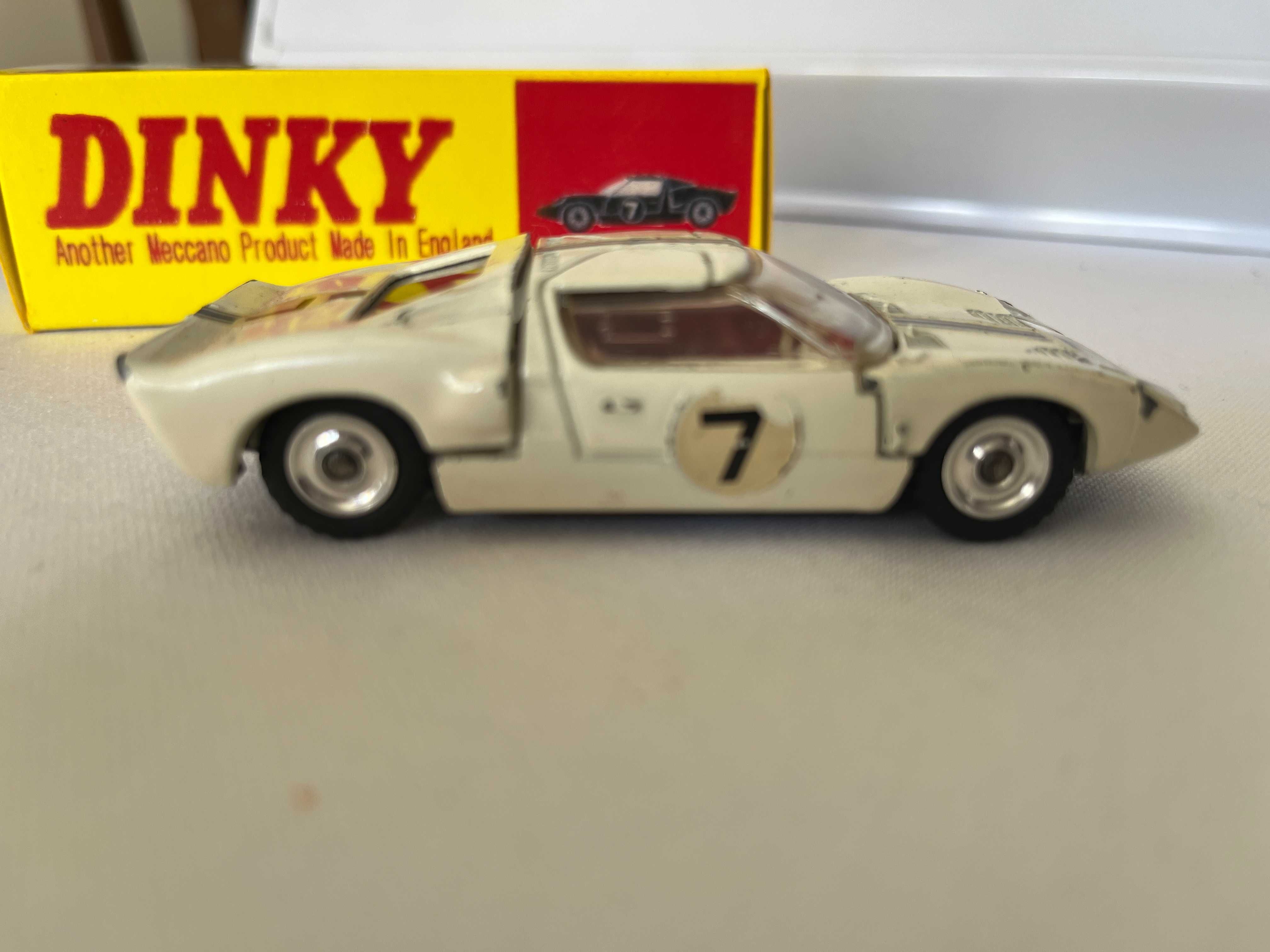 215 Dinky Toys – Ford GT Racing Car (plastic headlights RARO) - 1/43