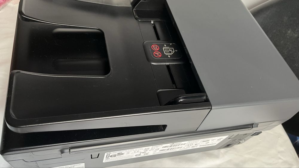 HP OfficeJet Pro 6830 (avariada peças/reparação)