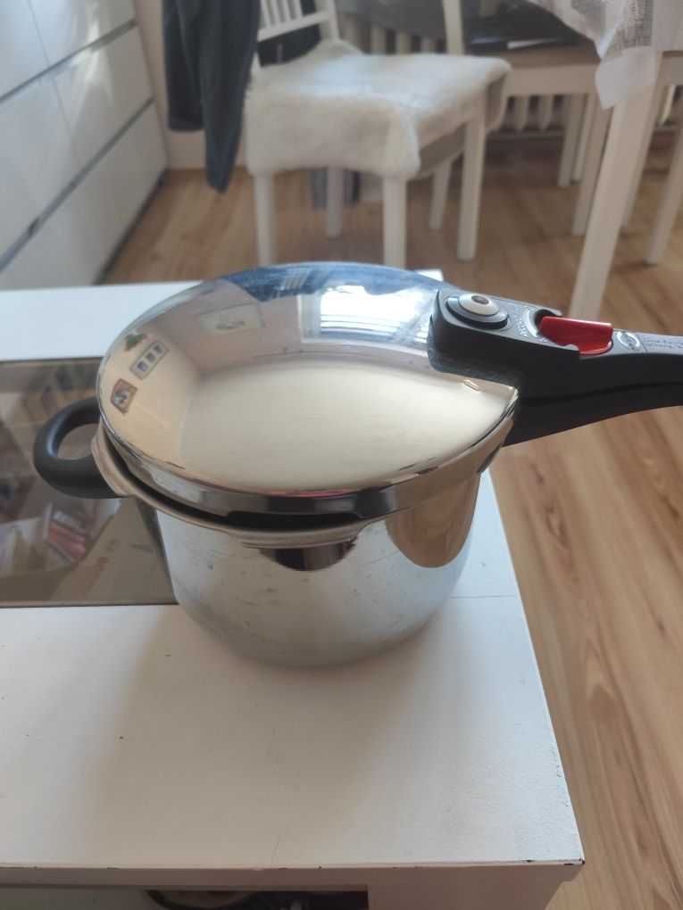 Szybkowar firmy niemieckiej
