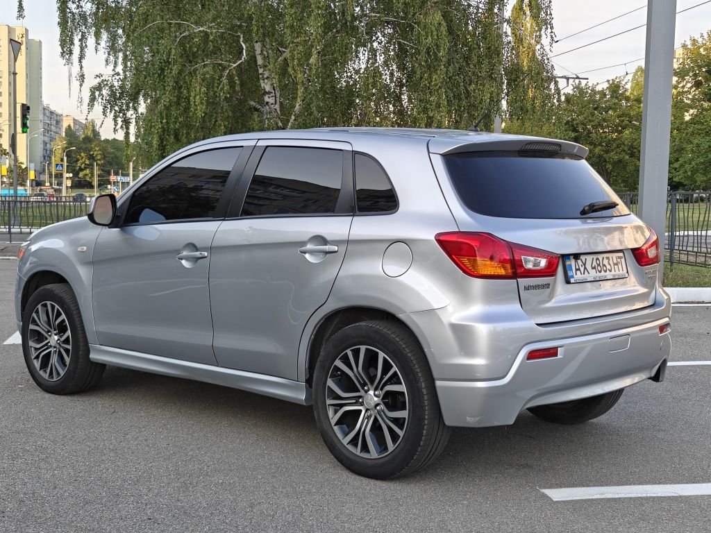 Mitsubishi outlander