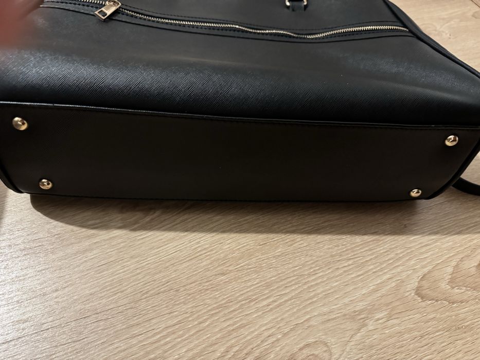 Mala com varias divisorias