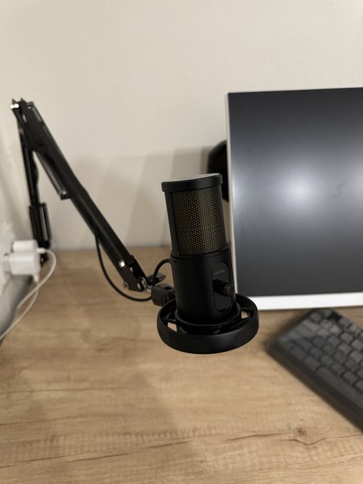 Микрофон hator Signify RGB PRO