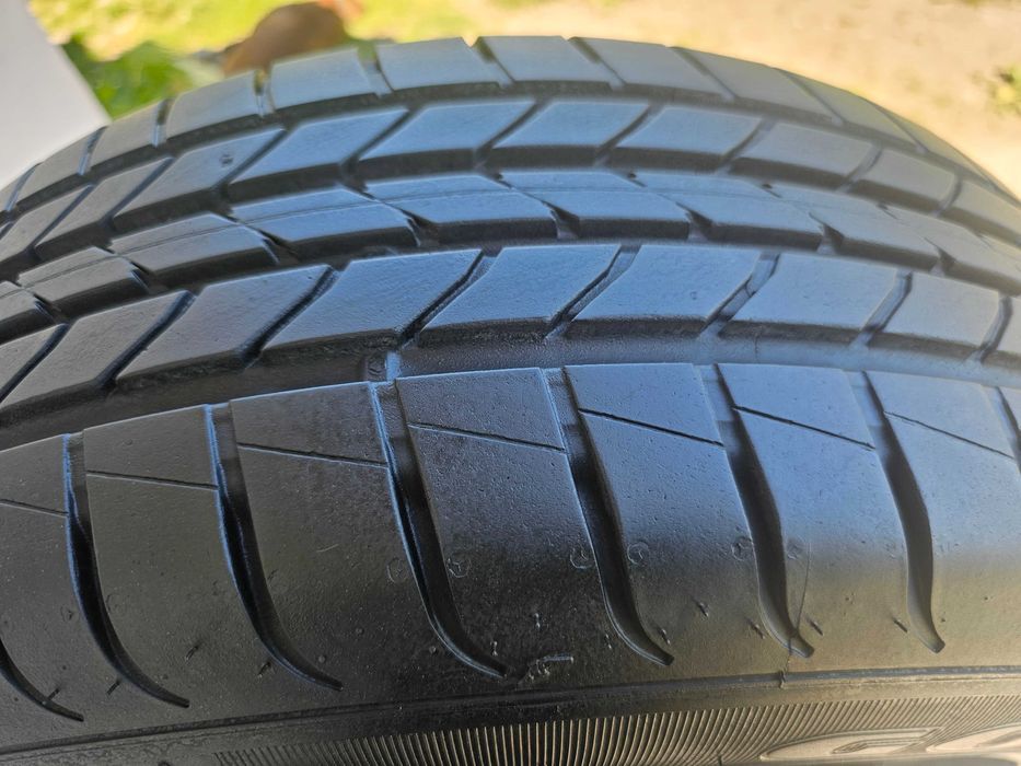 Lato Goodyear 205/60 R16 7mm