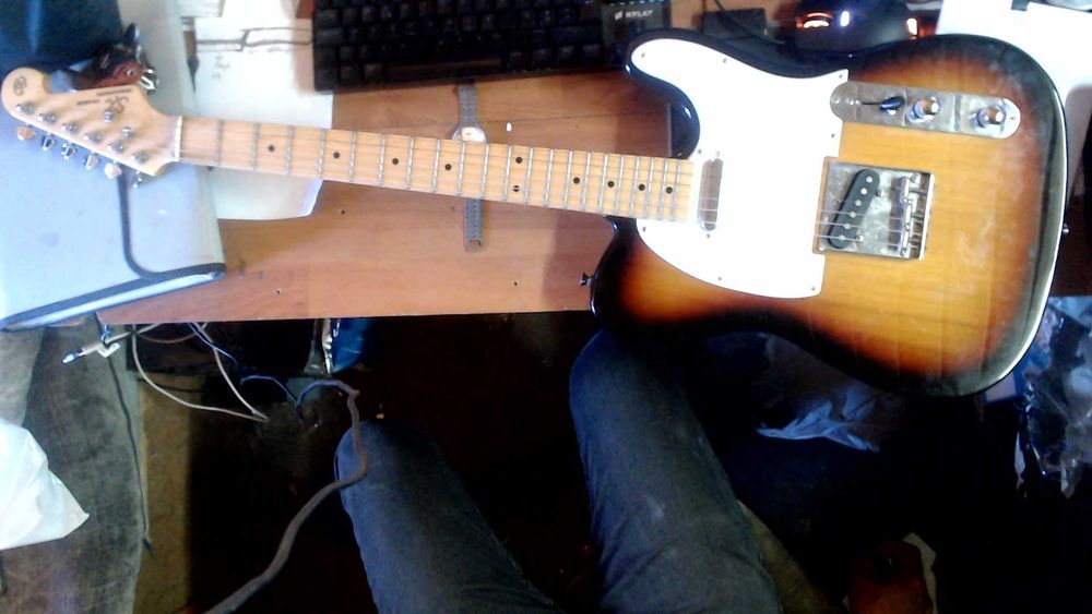 vendo guitarra telecaster