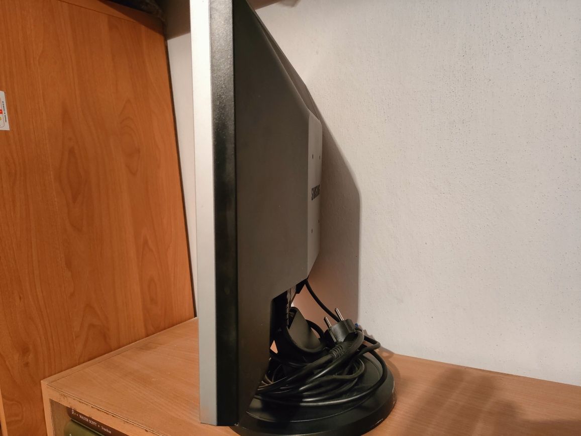 Monitor Samsung 17