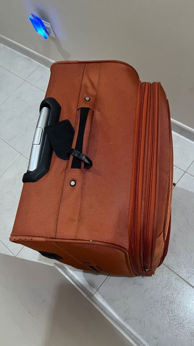 Mala laranja Dustin duas rodas viagem ou arrumação