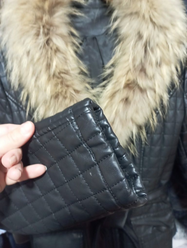 Куртка ,піджак,Еко шкіра з натуральним хутром розмір 42-44