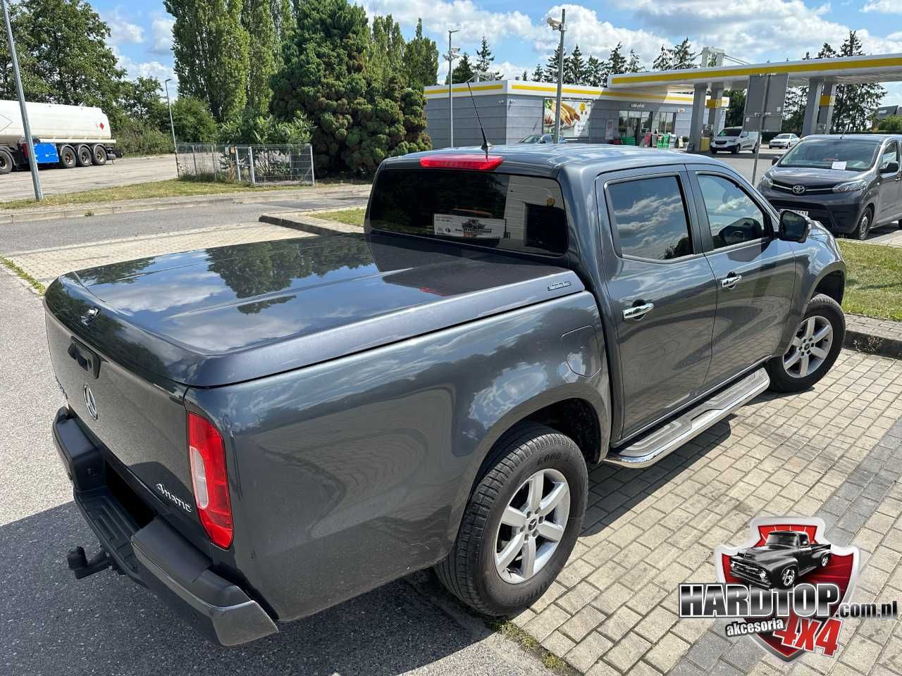 Pokrywa Mercedes X Zabudowa na pakę Nissan Navara NP300