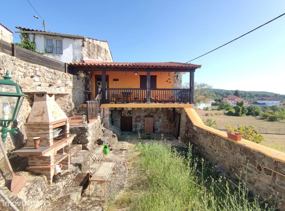 Moradia Rústica T2 a 10 kms da vila termal de Vidago