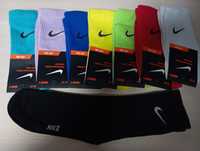 Шкарпетки Nike(високі)

Натуральна нитка: 

БАВОВНА 90% + 10% еластан
