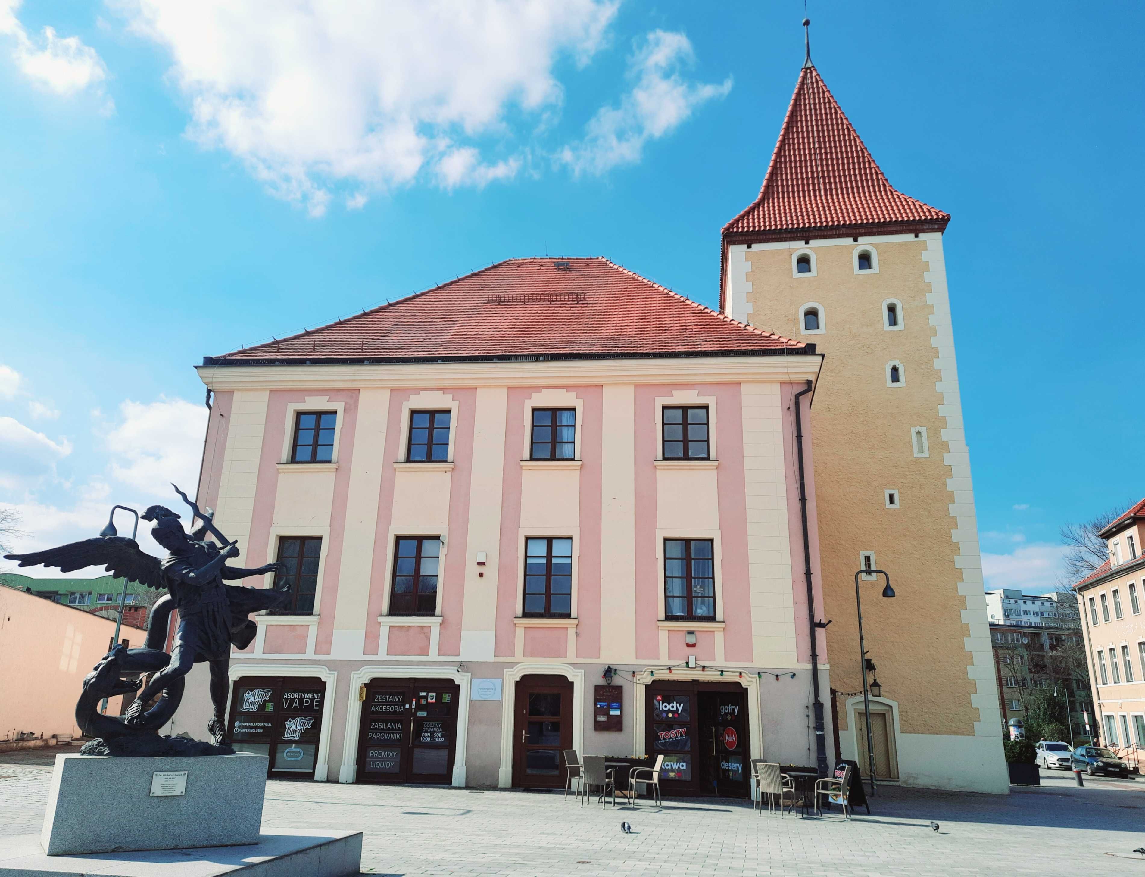 Do wynajęcia lokal użytkowy w rynku w Lubinie