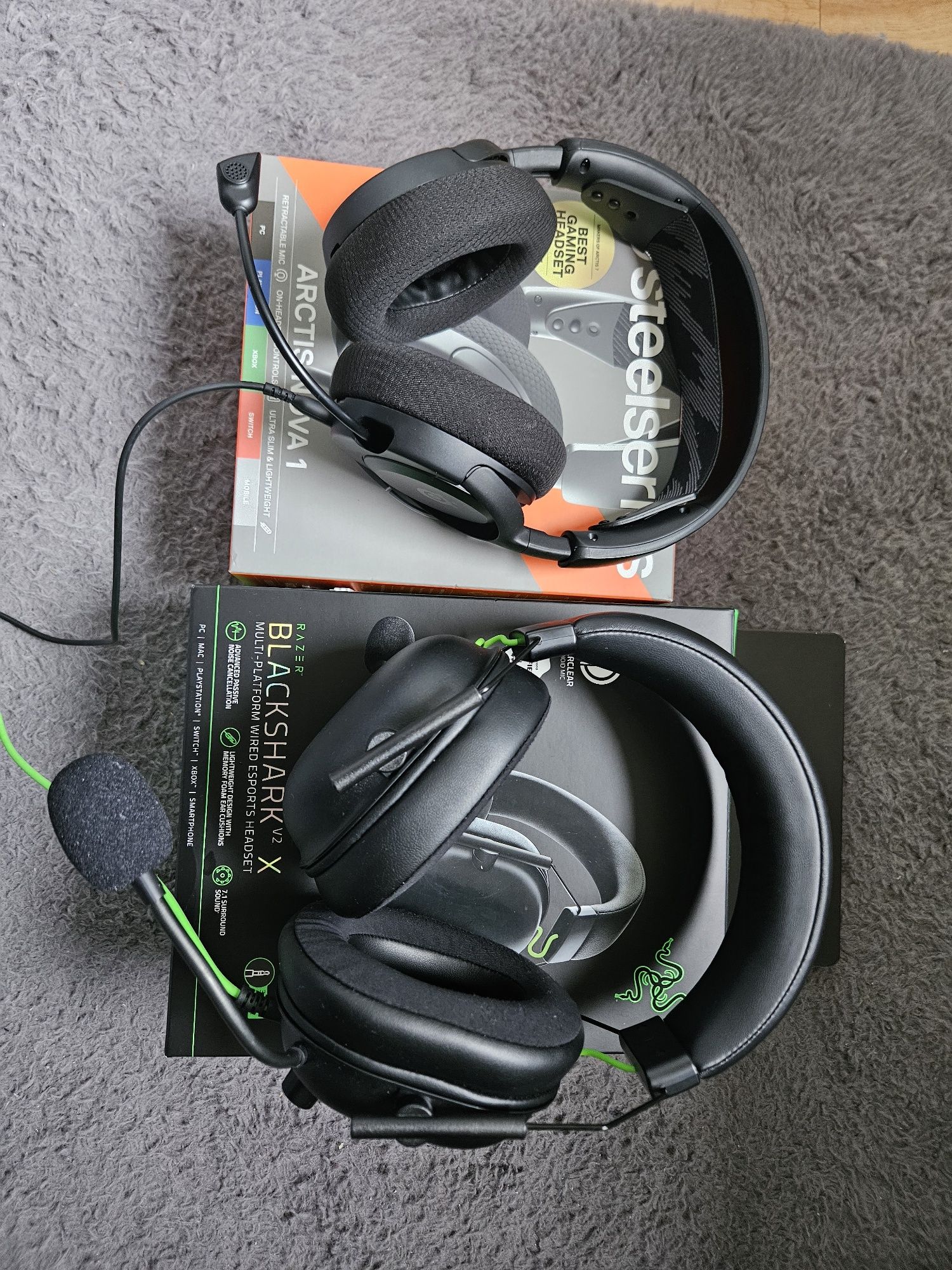 Słuchawki Arctis Nova 1 i Razer BlackShark V2 X