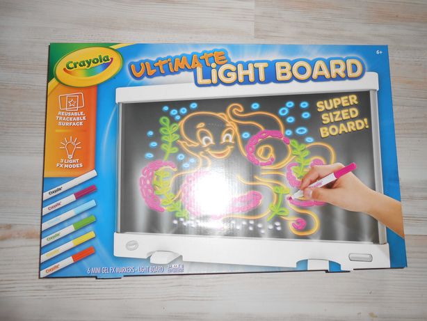 Набор для рисования Crayola Ultimate light board.