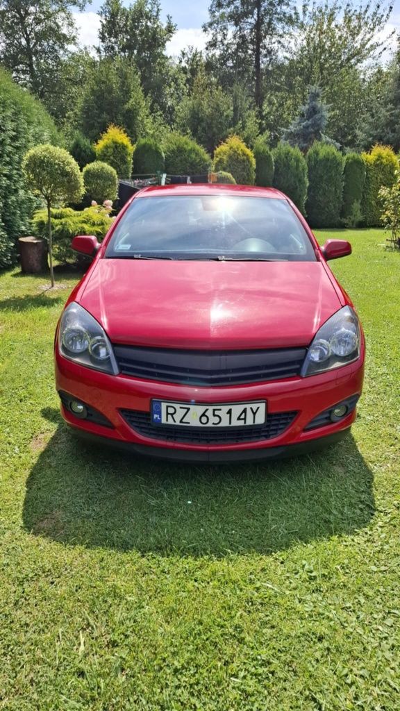 Opel astra h GTC