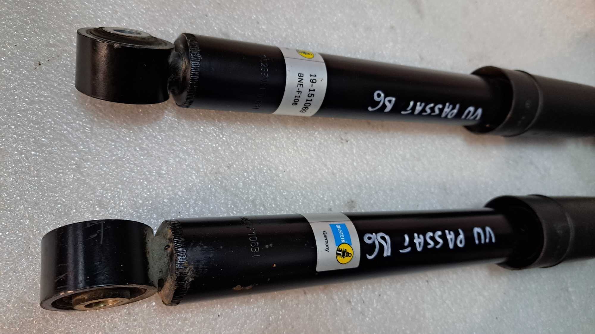 Amortyzatory Bilstein tył Volkswagen Pasat B6 -069 kpl
