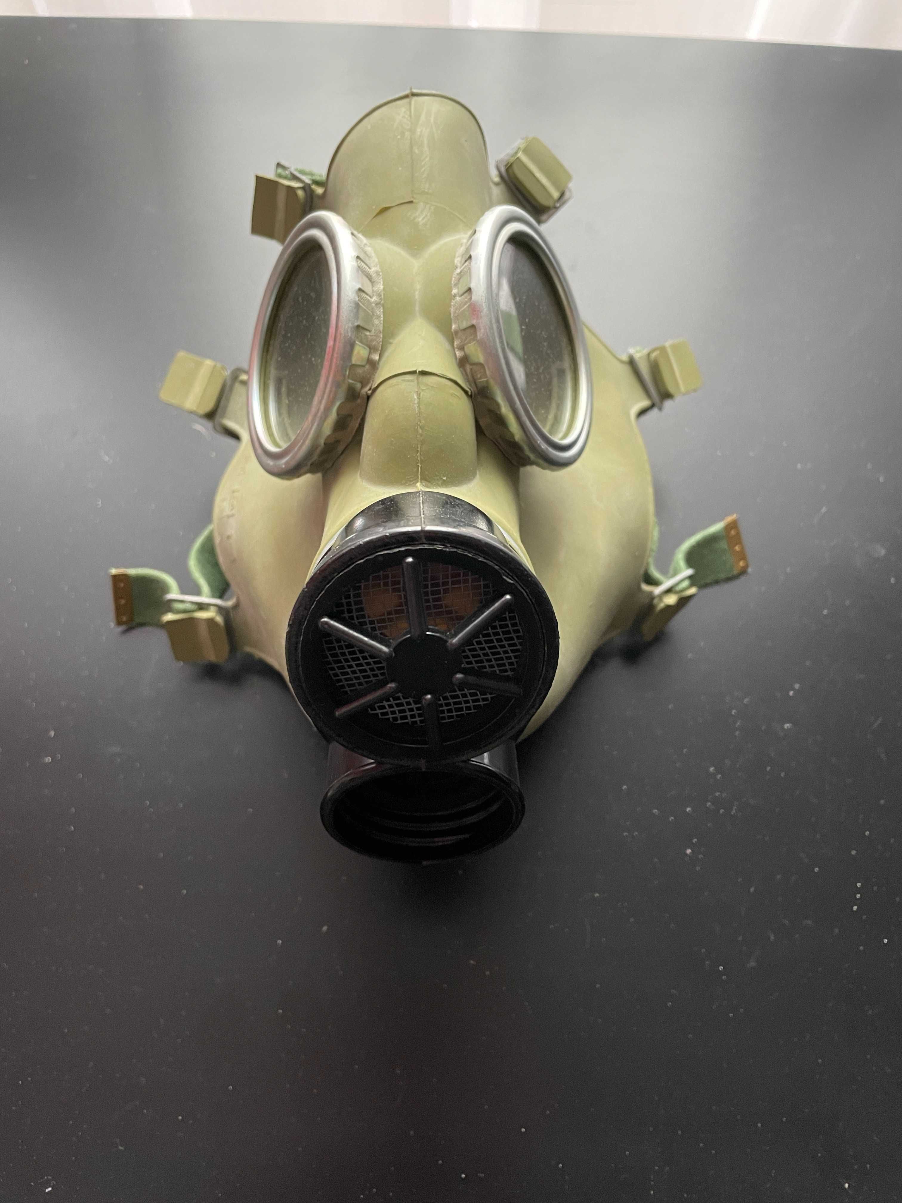 Maska przeciwgazowa MC1 + ZESTAW