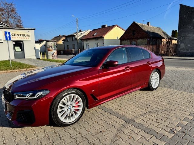 BMW Seria 5 M550i xDrive salon Polska