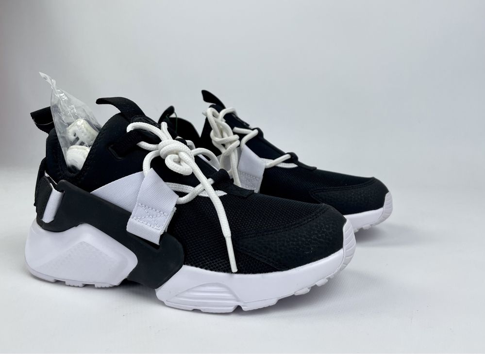 Кросівки nike air huarache city low